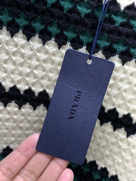 Prada - Мужская кофта свитер TJ_2712PR4 Prada - Мужская кофта свитер TJ_2712PR4