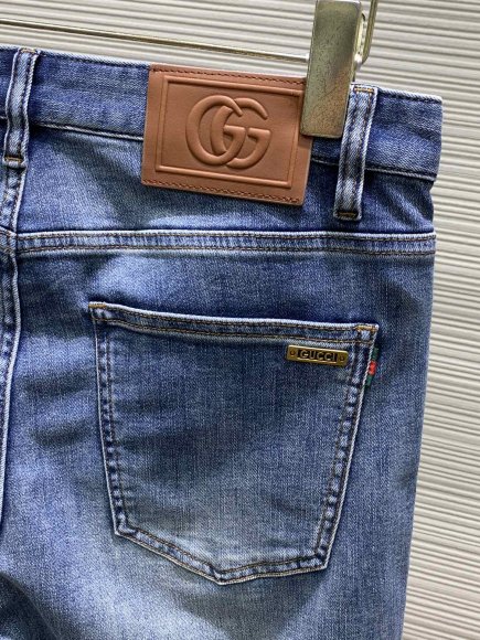 Gucci - Мужские джинсовые шорты TI_0407GU4 Gucci - Мужские джинсовые шорты TI_0407GU4