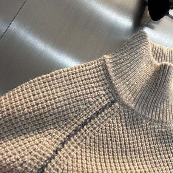 Dior - Мужской шерстяной свитер TJ_0612DI7