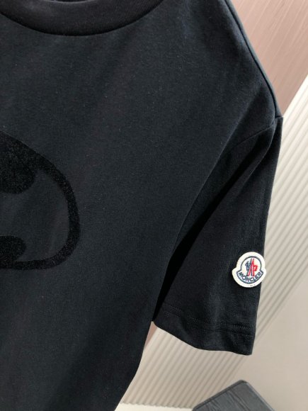 Moncler - Мужская футболка майка DZ_2102MO4