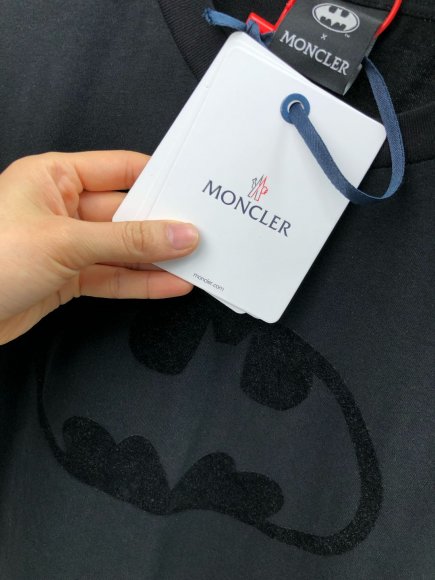 Moncler - Мужская футболка майка DZ_2102MO4