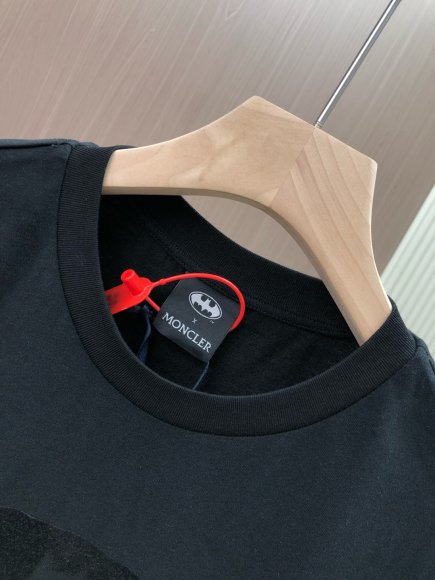 Moncler - Мужская футболка майка DZ_2102MO4