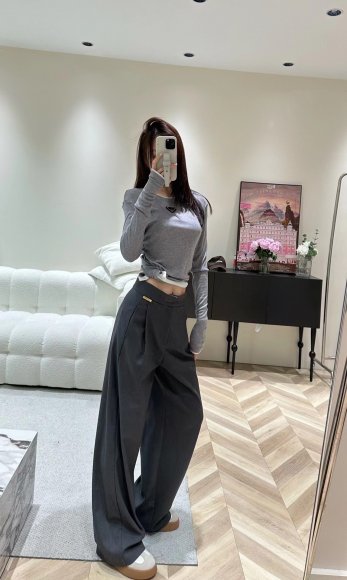 Miu Miu - Женские штаны брюки TO_2410MI3 Miu Miu - Женские штаны брюки TO_2410MI3