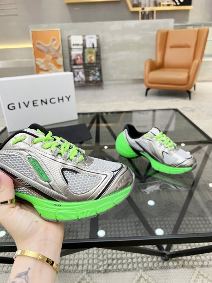 Givenchy - Мужские кроссовки RU_2205GI1 Givenchy - Мужские кроссовки RU_2205GI1