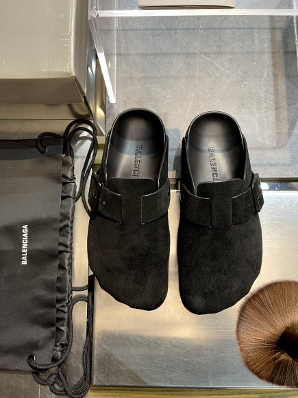 Balenciaga Sunday - Мужские шлепанцы мюли RU_2603BA1 Balenciaga Sunday - Мужские шлепанцы мюли RU_2603BA1