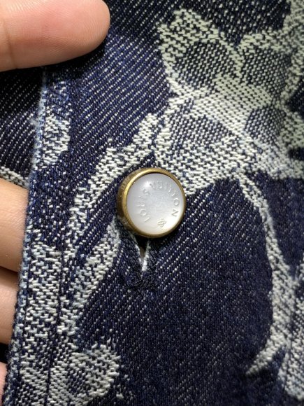 Louis Vuitton - Мужская рубашка костюм шорты TI_0407LV6 Louis Vuitton - Мужская рубашка костюм шорты TI_0407LV6