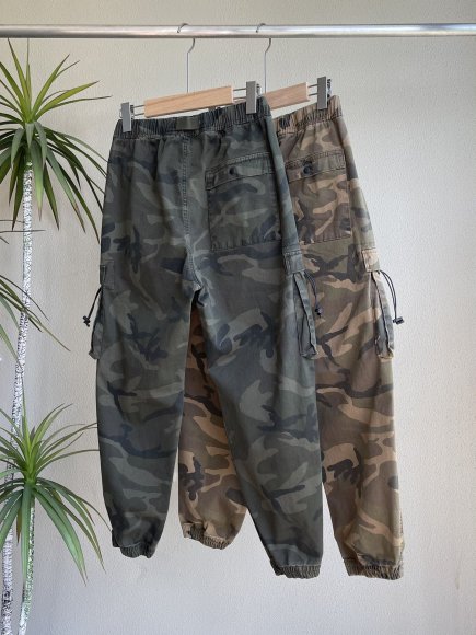 Stone Island - Мужские штаны джоггеры SI_1309SI2 Stone Island - Мужские штаны джоггеры SI_1309SI2