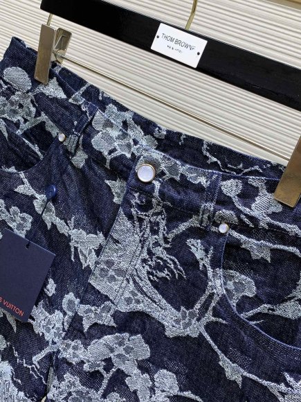 Louis Vuitton - Мужские шорты костюм рубашка TI_0407LV7 Louis Vuitton - Мужские шорты костюм рубашка TI_0407LV7