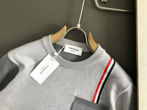 Thom Browne - Мужская кофта свитер DF_1401TB7 Thom Browne - Мужская кофта свитер DF_1401TB7