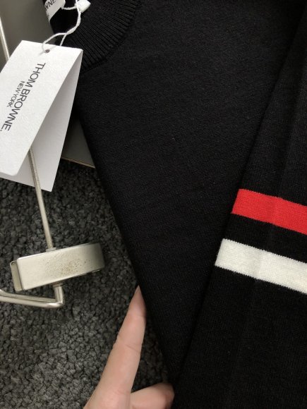 Thom Browne - Мужская кофта свитер DF_1401TB8 Thom Browne - Мужская кофта свитер DF_1401TB8