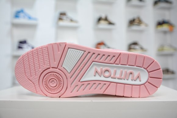 Louis Vuitton - Женские кроссовки PH_0105LV7W