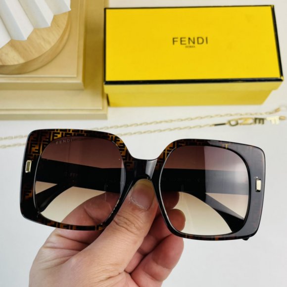 Fendi очки K2_0204FE3