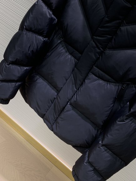 Prada - Мужская куртка пуховик TI_2511PR4 Prada - Мужская куртка пуховик TI_2511PR4