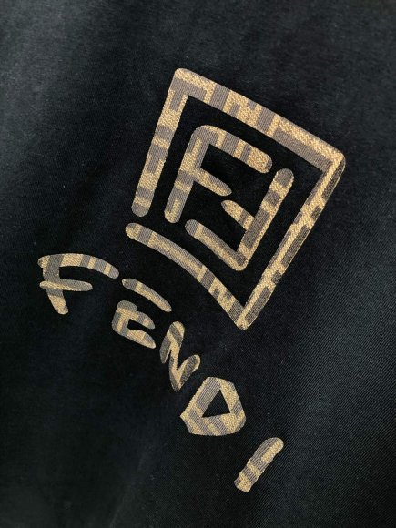 Fendi - Мужская футболка майка DZ_2102FE8 Fendi - Мужская футболка майка DZ_2102FE8