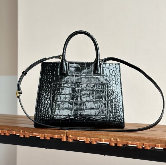 Burberry Женская сумка BU_2612BU1