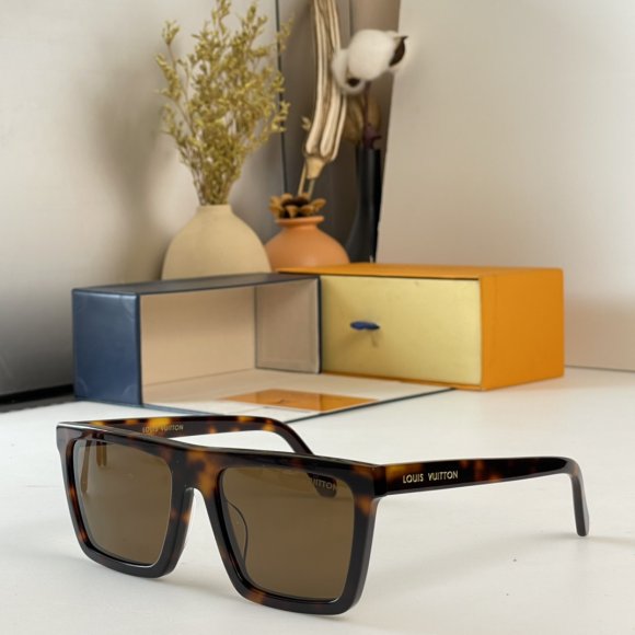 Louis Vuitton - Солнцезащитные очки K2_2402LV2 Louis Vuitton - Солнцезащитные очки K2_2402LV2