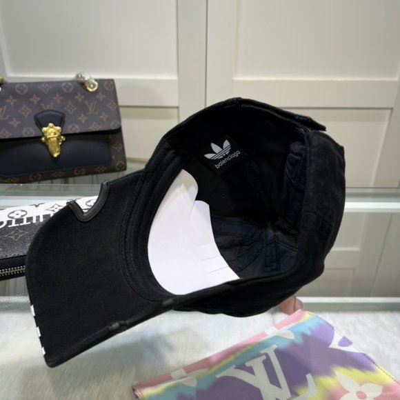 Balenciaga & Adidas - Бейсболка кепка AO_1904BA14
