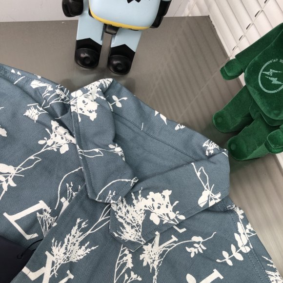 Louis Vuitton - Мужская куртка рубашка DZ_2207LV1 Louis Vuitton - Мужская куртка рубашка DZ_2207LV1