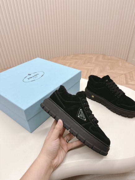 Prada - Женские зимние кроссовки ботинки MO_2410PR2