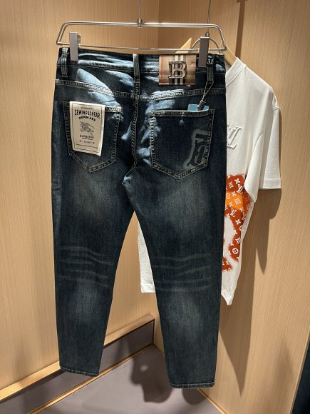 Burberry - Мужские штаны джинсы DF_0904BU1 Burberry - Мужские штаны джинсы DF_0904BU1