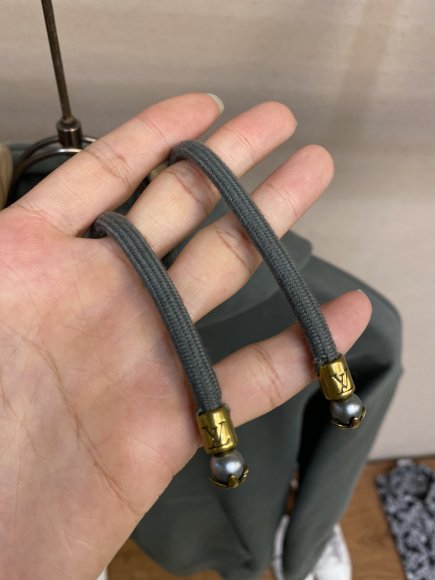 Louis Vuitton - Мужская кофта худи DZ_2810LV8 Louis Vuitton - Мужская кофта худи DZ_2810LV8