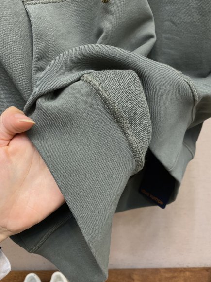 Louis Vuitton - Мужская кофта худи DZ_2810LV8 Louis Vuitton - Мужская кофта худи DZ_2810LV8