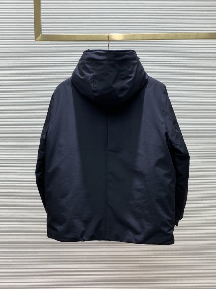 Stone Island - Мужская мембранная куртка пуховик TI_2511ST5 Stone Island - Мужская мембранная куртка пуховик TI_2511ST5