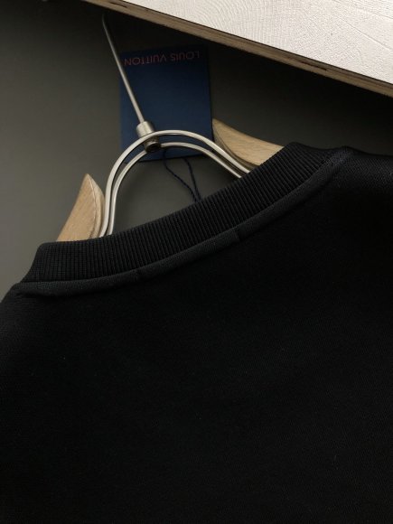 Louis Vuitton - Мужская кофта свитер DF_1401LV10 Louis Vuitton - Мужская кофта свитер DF_1401LV10