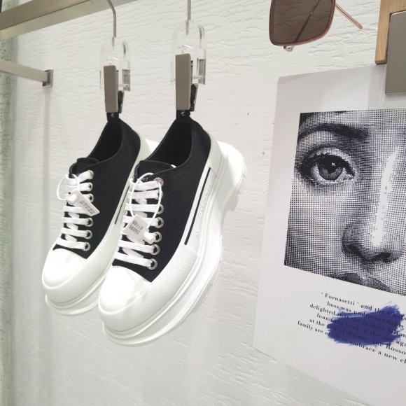 Alexander McQueen Женские кеды MO_2012AM1