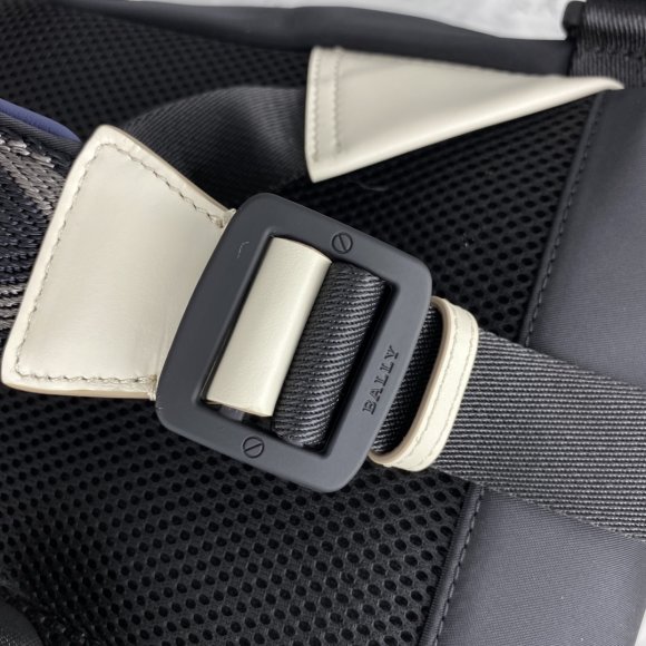 Bally Сумка рюкзак BU_2612BA2 Bally Сумка рюкзак BU_2612BA2