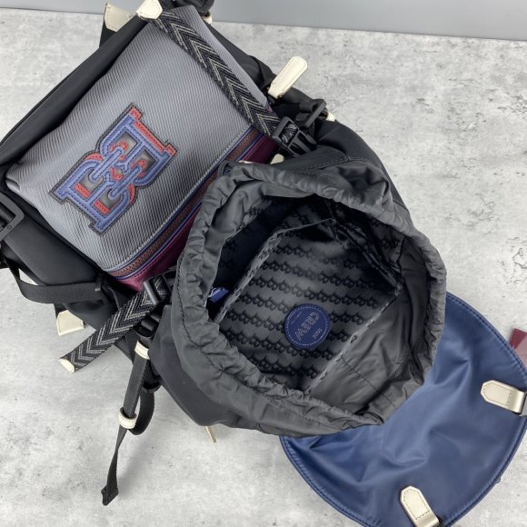 Bally Сумка рюкзак BU_2612BA2 Bally Сумка рюкзак BU_2612BA2