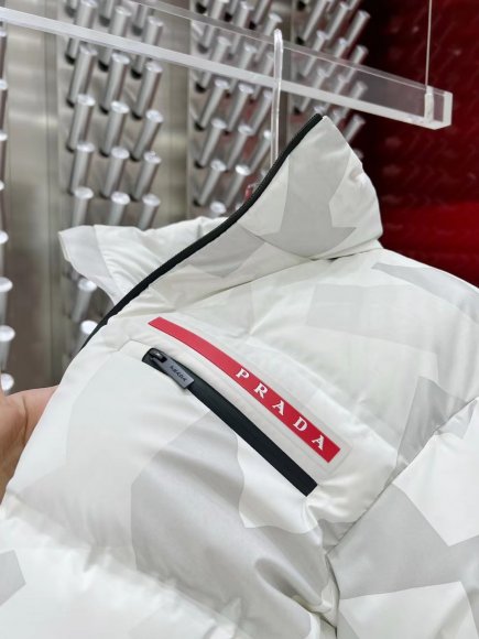 Prada - Мужская куртка пуховик SAD_3011PR1 Prada - Мужская куртка пуховик SAD_3011PR1