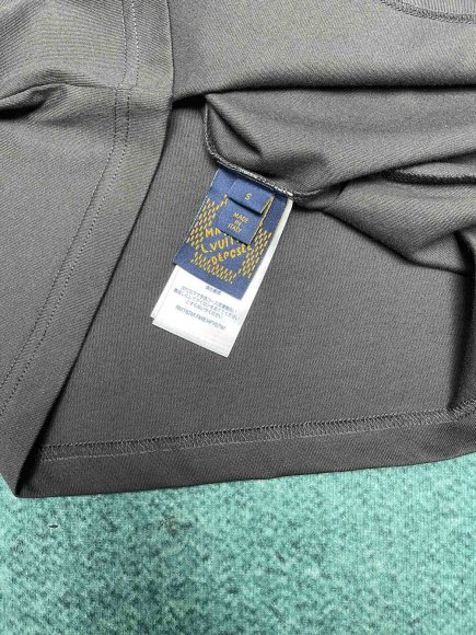 Louis Vuitton - Мужская футболка майка DZ_2102LV10