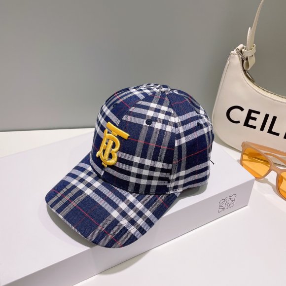 Burberry - Бейсболка кепка AO_1904BU16 Burberry - Бейсболка кепка AO_1904BU16