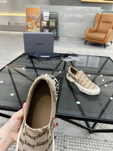 Balenciaga  - Мужские кроссовки слипоны RU_2706BA1