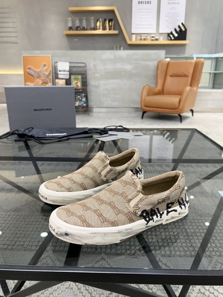 Balenciaga  - Мужские кроссовки слипоны RU_2706BA1