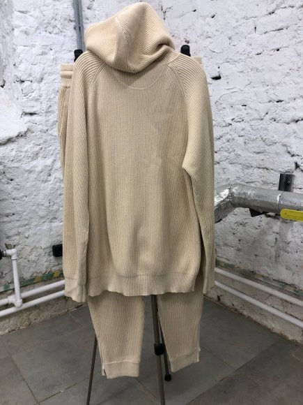 Brunello Cucinelli Мужской спортивный костюм S3D_3101BC1 Brunello Cucinelli Мужской спортивный костюм S3D_3101BC1