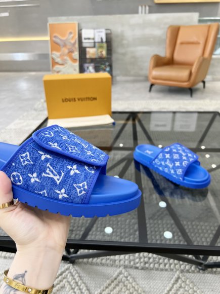 Louis Vuitton - Мужские шлепанцы RU_2805LV2