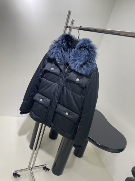 Chanel - Женская куртка пуховик FY_2812CH4 Chanel - Женская куртка пуховик FY_2812CH4