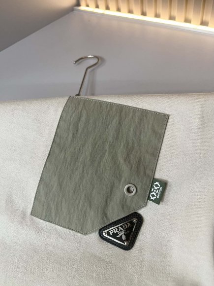 Prada - Мужская футболка майка DF_2407PR8 Prada - Мужская футболка майка DF_2407PR8