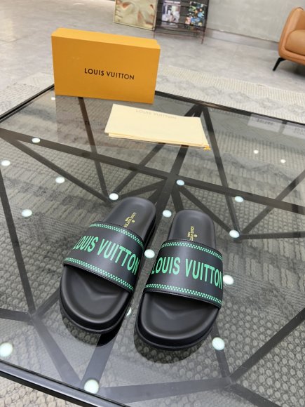Louis Vuitton - Мужские шлепанцы мюли RU_3005LV2 Louis Vuitton - Мужские шлепанцы мюли RU_3005LV2