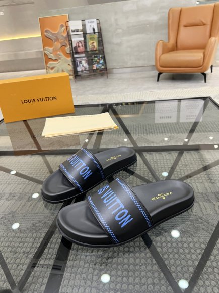 Louis Vuitton - Мужские шлепанцы мюли RU_3005LV2 Louis Vuitton - Мужские шлепанцы мюли RU_3005LV2