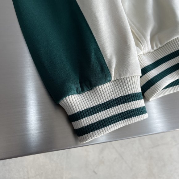 Gucci - Мужская спортивная куртка ветровка TJ_2808GU2 Gucci - Мужская спортивная куртка ветровка TJ_2808GU2