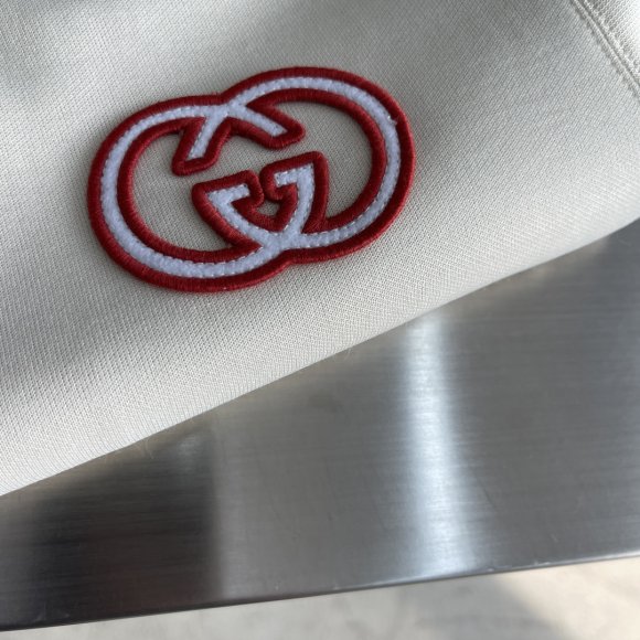 Gucci - Мужская спортивная куртка ветровка TJ_2808GU2 Gucci - Мужская спортивная куртка ветровка TJ_2808GU2