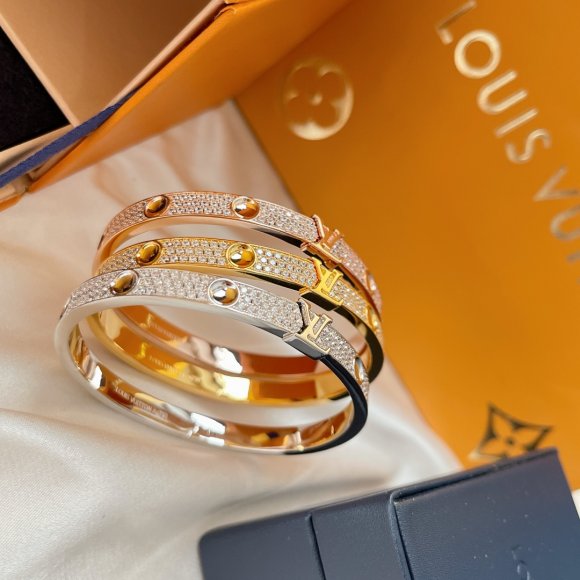 Louis Vuitton Браслет OR_1103LV3