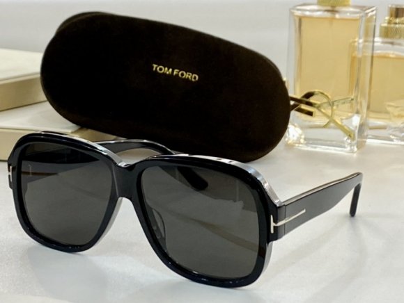 Tom Ford Солнцезащитные очки BO_1505TF5