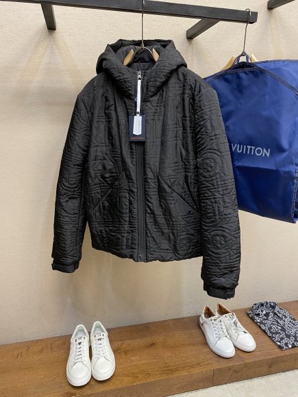 Louis Vuitton Snow - Мужская стеганная куртка DZ_1011LV8 Louis Vuitton Snow - Мужская стеганная куртка DZ_1011LV8