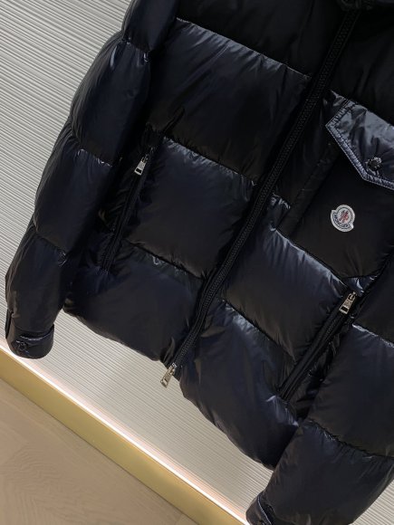 Moncler - Мужская куртка пуховик TI_2910MO5 Moncler - Мужская куртка пуховик TI_2910MO5
