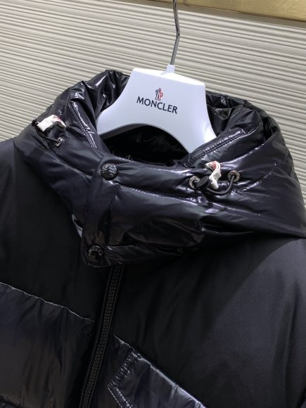 Moncler - Мужская куртка пуховик TI_2910MO5 Moncler - Мужская куртка пуховик TI_2910MO5