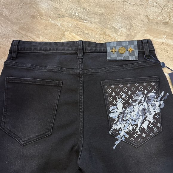 Louis Vuitton - Мужские штаны джинсы MI_1211LV4 Louis Vuitton - Мужские штаны джинсы MI_1211LV4